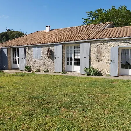 Holiday home Le Chai